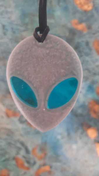 Alien Anhänger